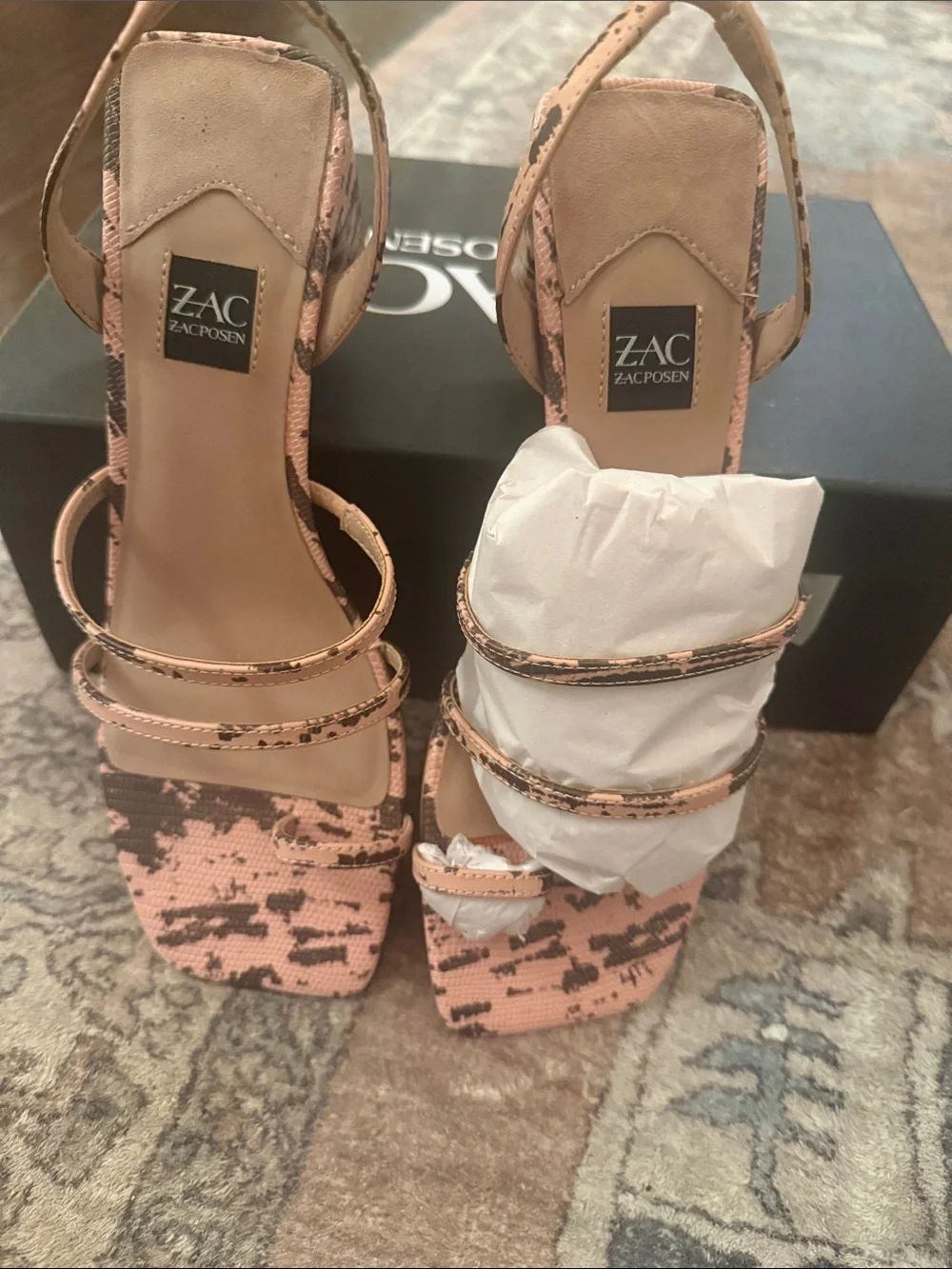 NEW NWT ZAC Zac Posen Sammy square toe heel size 8